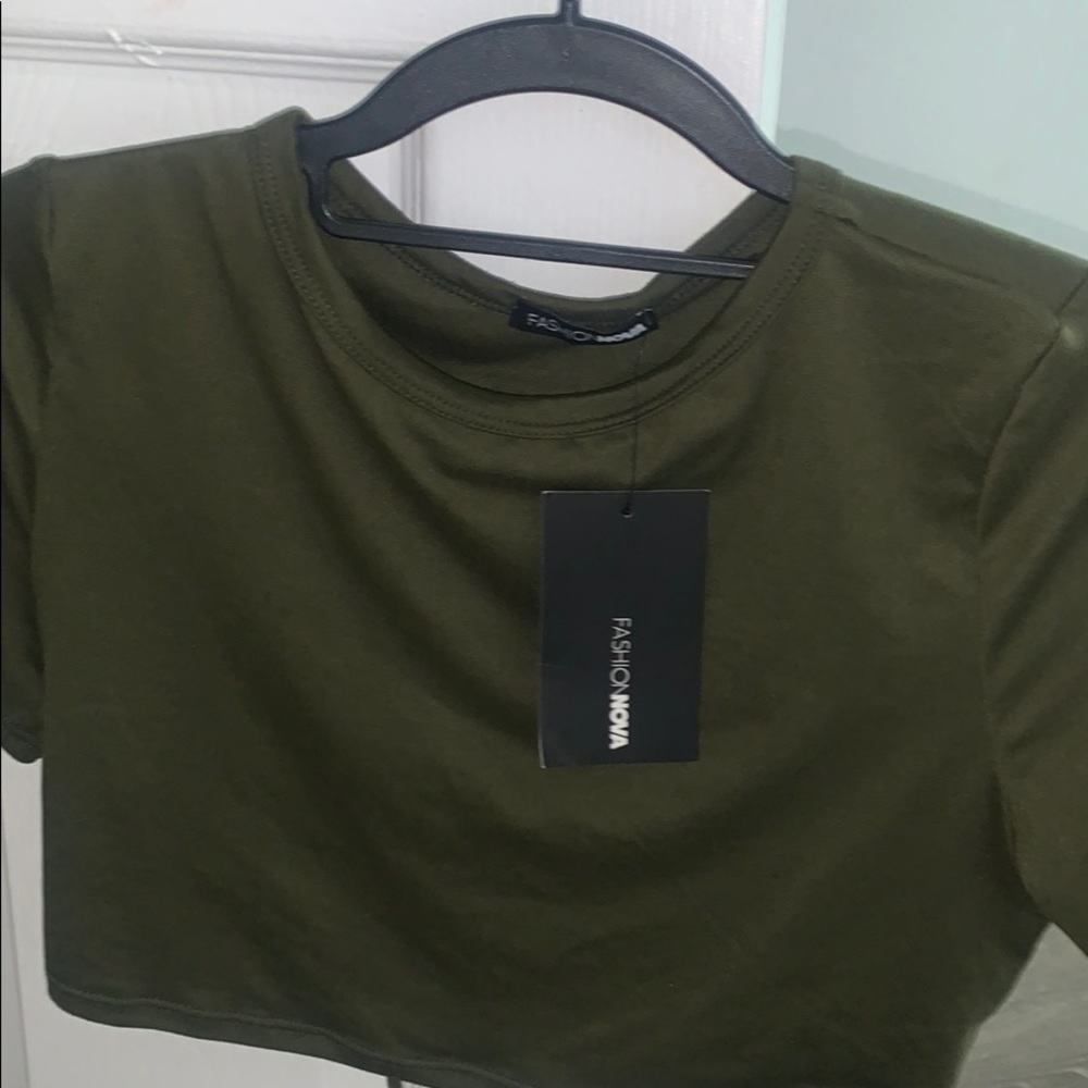 Fashion nova olive green cropped shirt size L